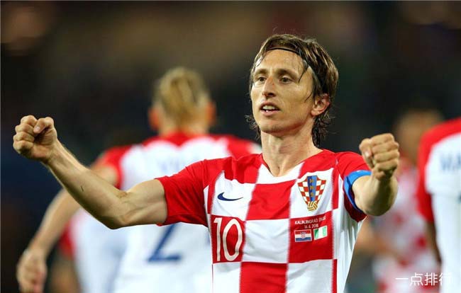 篮球勇士年轻球员表现亮眼