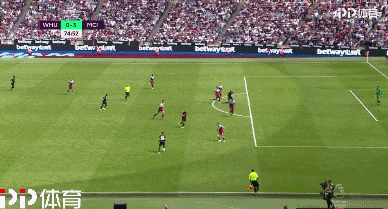 武汉三镇官方：邓涵文将于合同期满后离队