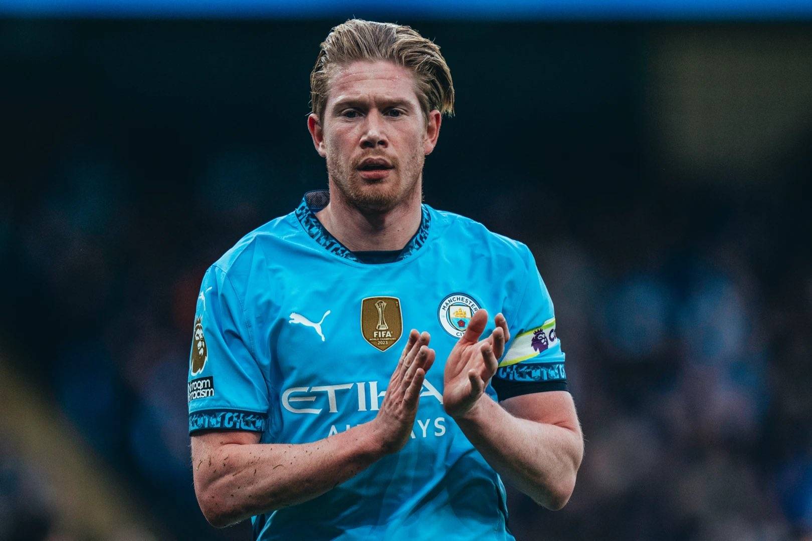 戏剧要来了吗？诺里斯超越角田时四轮出白线，被赛会记录