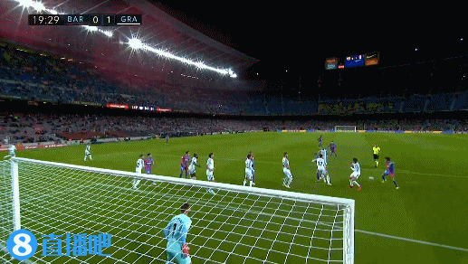 助攻双响，阿尔瓦雷斯本赛季8场比赛已直接参与9球（连送两助攻！阿尔瓦雷斯本季8战已造9球）