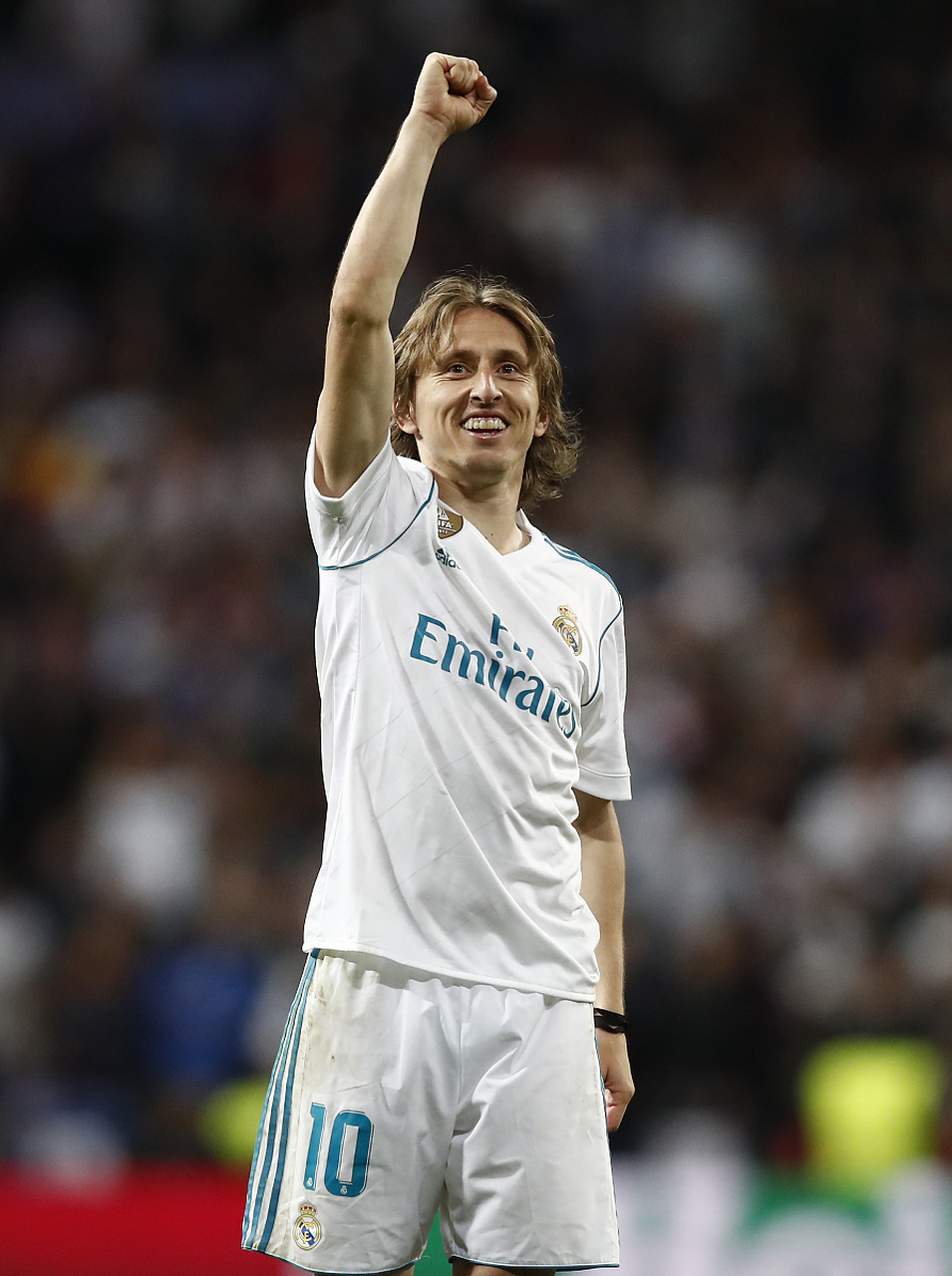 赛前梅州球迷晒多幅Tifo，致敬投资人魏晋平与梅州全体队员