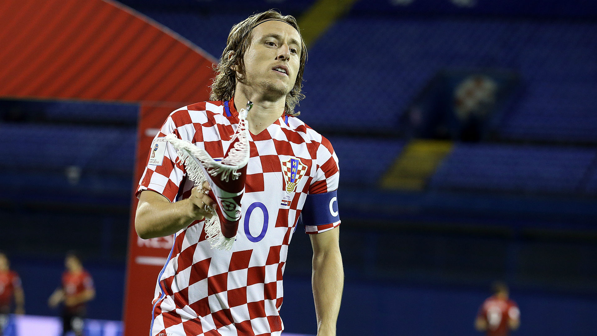 每体：库库离开巴萨因为不被信任，巴尔韦德当时看好米兰达