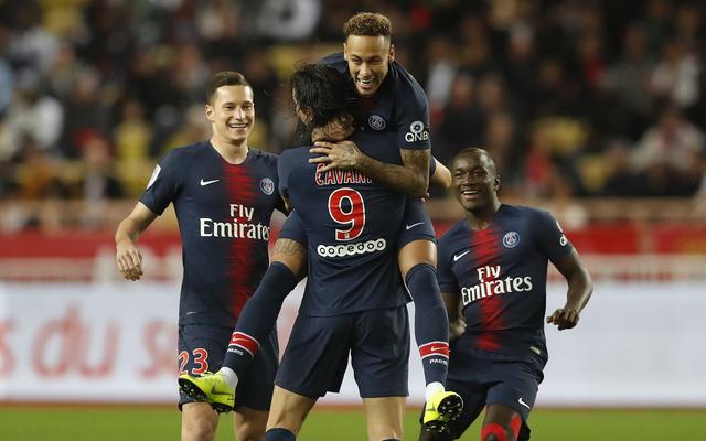 能否做到？拜仁有望追平自己保持的德甲开局最长连胜纪录（拜仁冲击自保持的德甲开局最长连胜纪录）