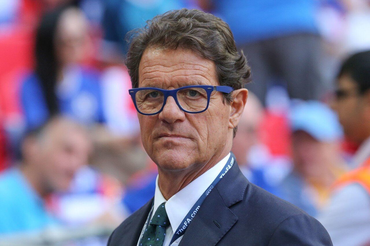 姐姐力挺C罗：他扛着葡萄牙20年，怎么会担心那些批评家？（C罗获姐姐声援：为葡萄牙拼搏20年，岂会在乎批评？）